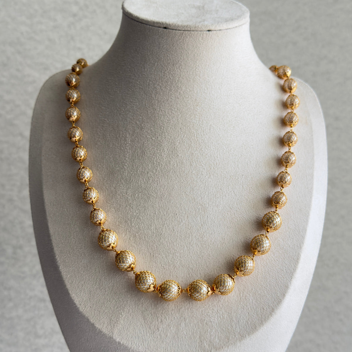 Gold Net Cage Pearl Bead Necklace