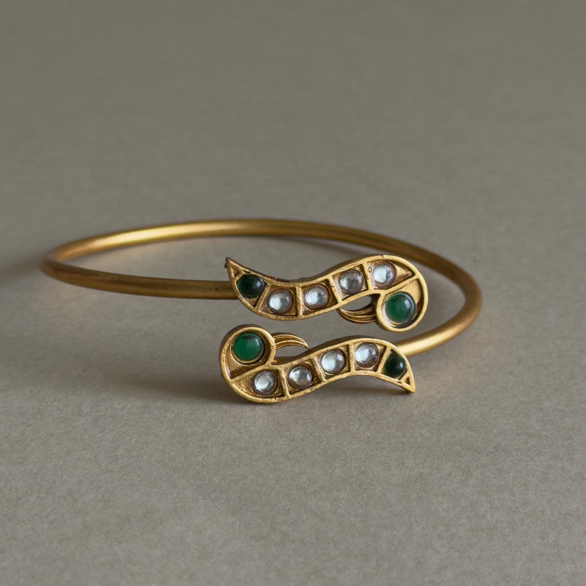 Gold Bracelet with Green Onyx & Pearl