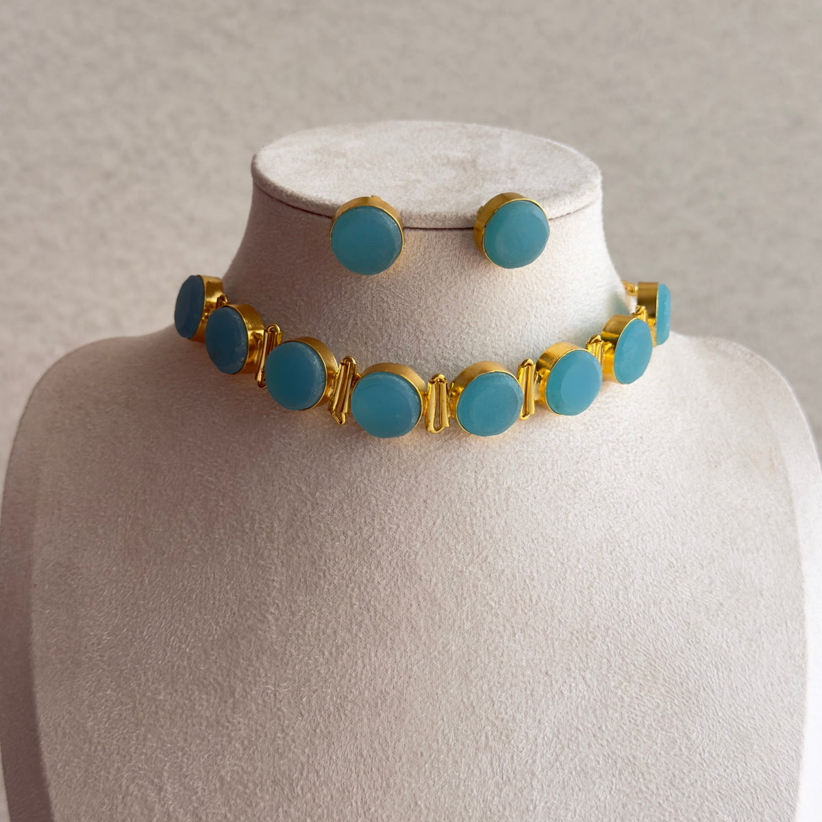 Turquoise Gold-Tone Jewellery Set