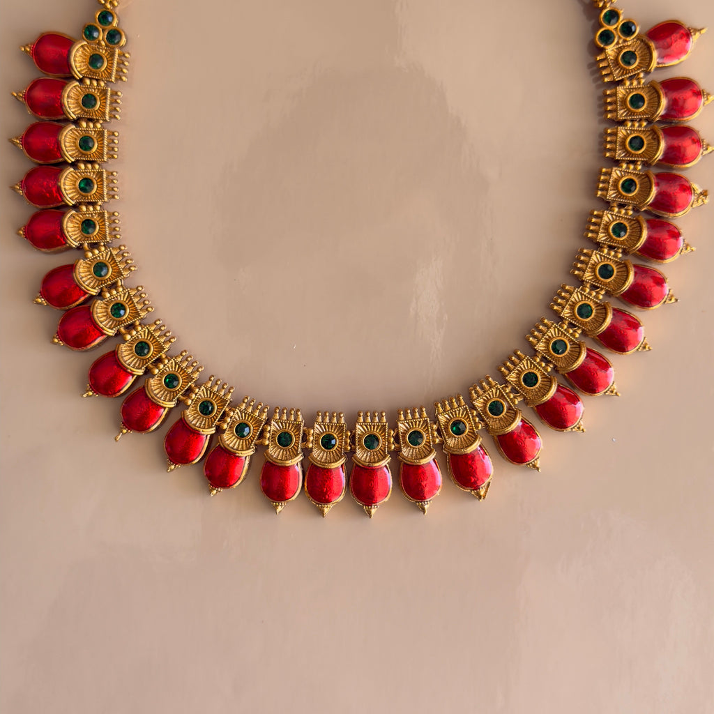 Red Kemp Tulip Temple Necklace & Earrings Set