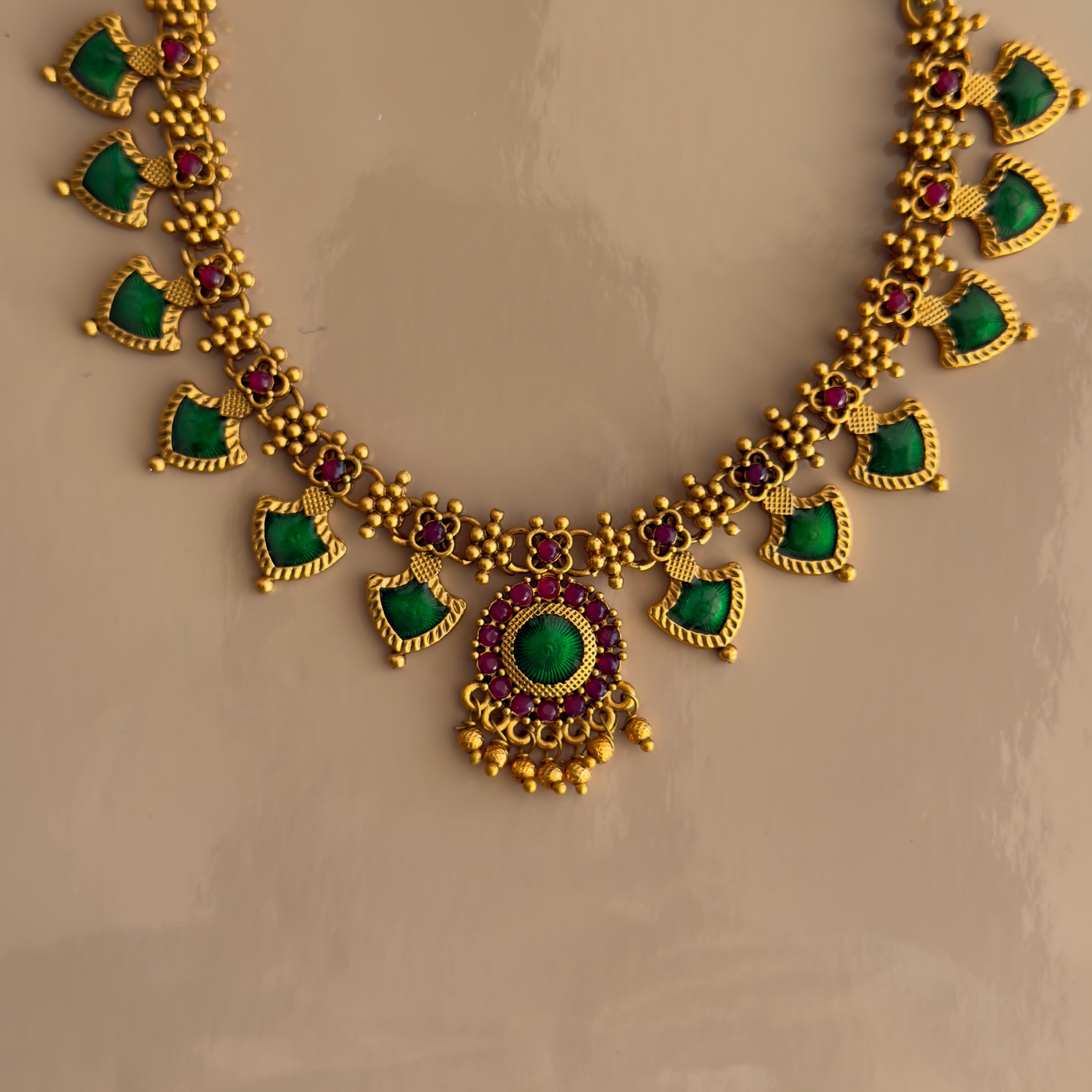 Palakka Necklace & Earrings Set