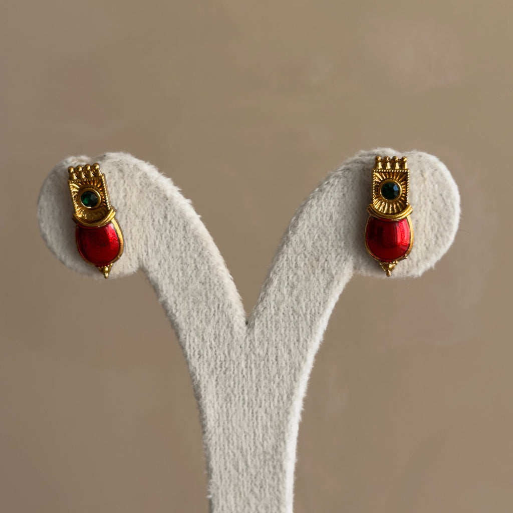 Red Kemp Tulip Temple Necklace & Earrings Set