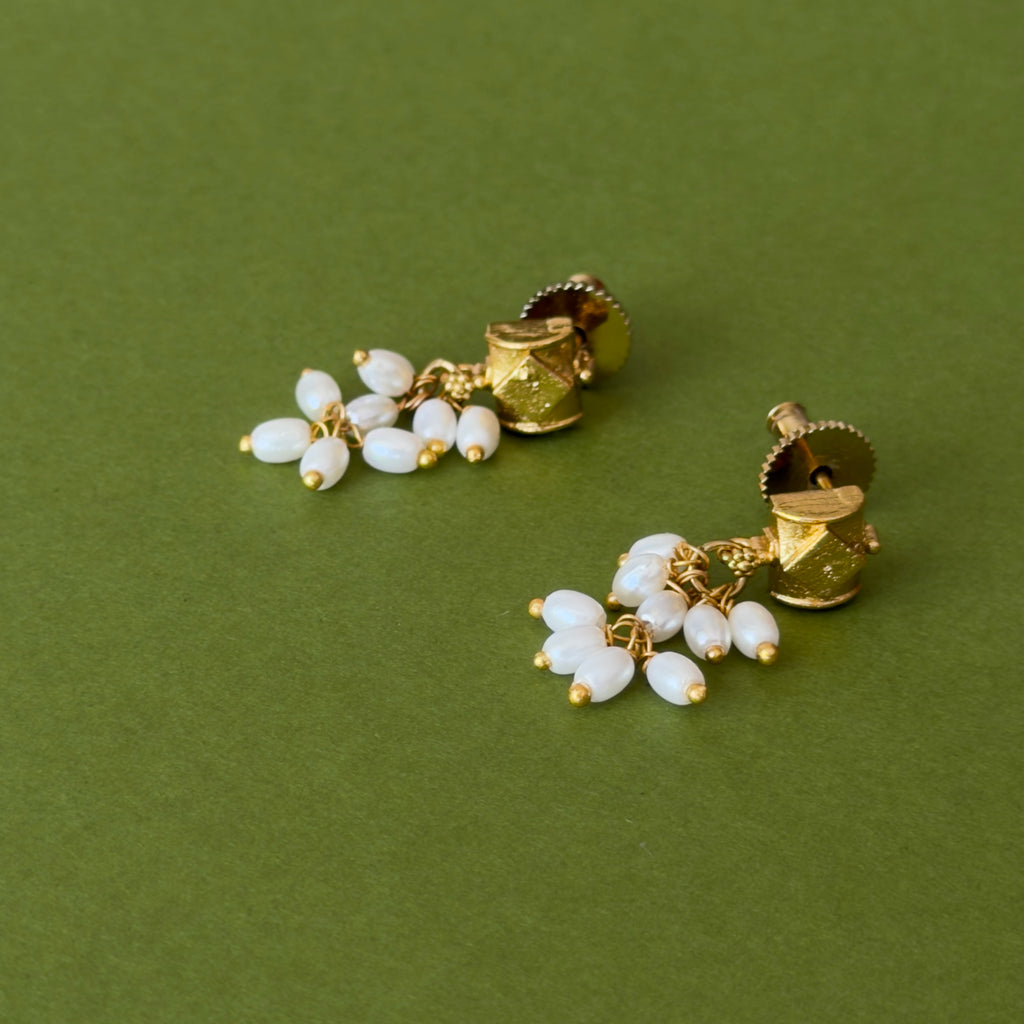 Gold-Tone Beaded Necklace and Earrings Set